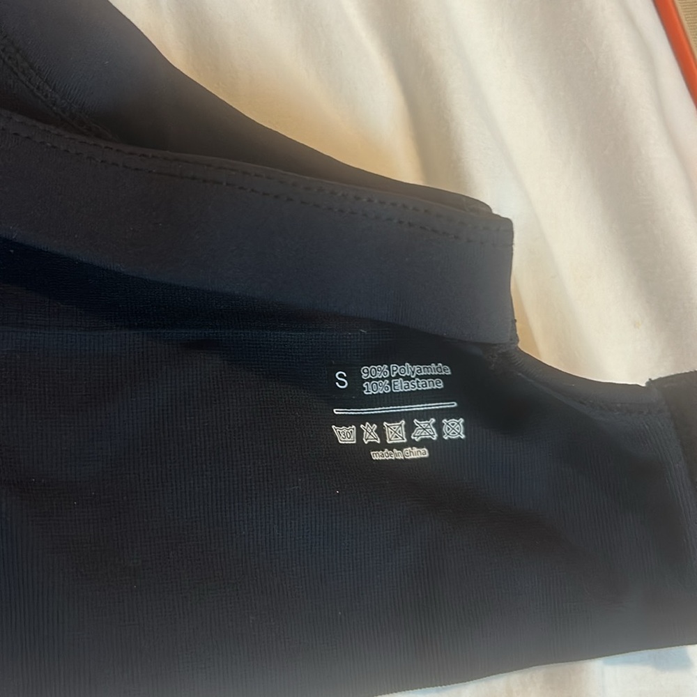 workout bra - Picture 4 of 4